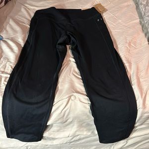 Pink Victoria secret 7/8 high waist ankle leggings w side pockets